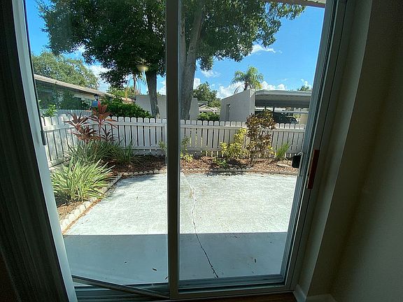 3rd image of 1318 Moreland Dr Unit 102