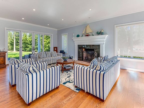 5th image of 12 Three Mile Harbor Hc Rd