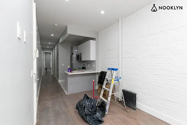Rented by Nooklyn NYC LLC | media 30