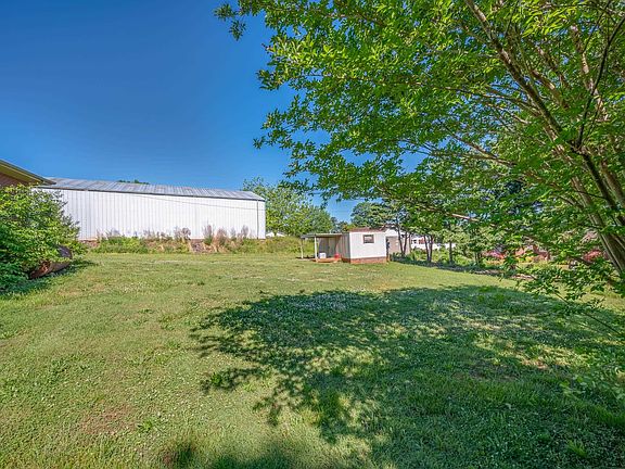 5th image of 187 Longview Dr