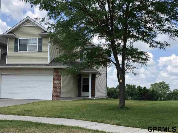 5717 NW 14th St, Lincoln, NE 68521