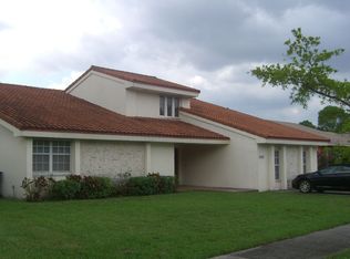 11530 SW 92nd St, Miami, FL 33176