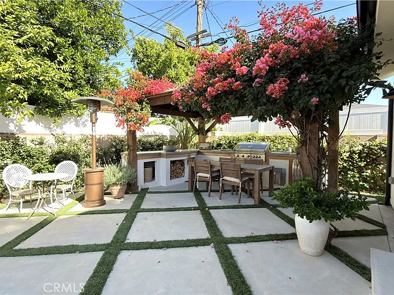 20748 Stagg St — Photo 11