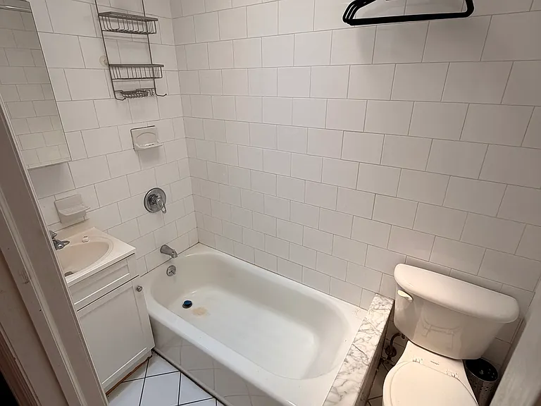 1473 1st Ave #3A — Photo 7