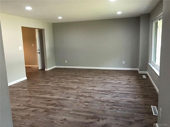 5th image of 4380 Wallington Dr