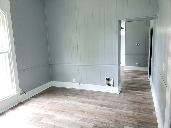 3rd image of 343-345 E Court St