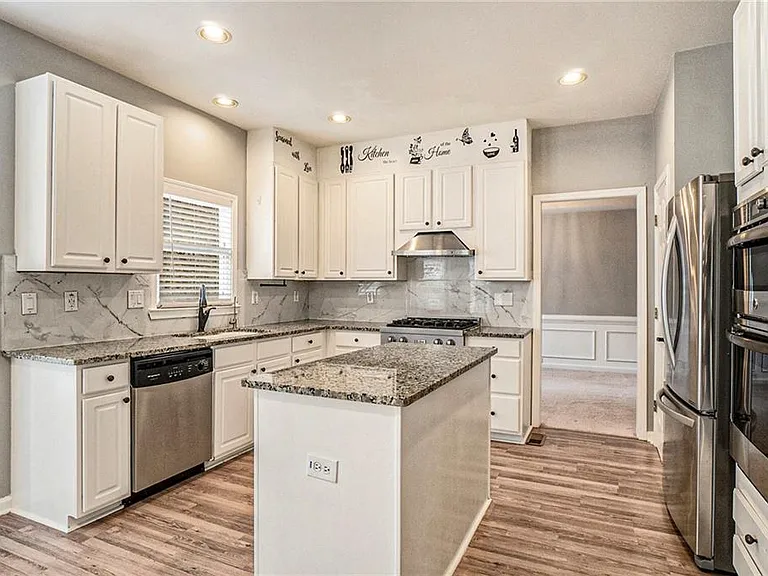 4893 Delford Ct SE — Photo 12