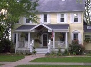 609 S Lincoln St, Hinsdale, IL 60521