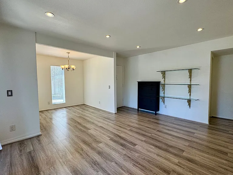 6878 Navajo Rd #25 — Photo 13