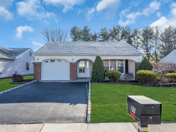 21 St Paul Place, Manchester, NJ 08759