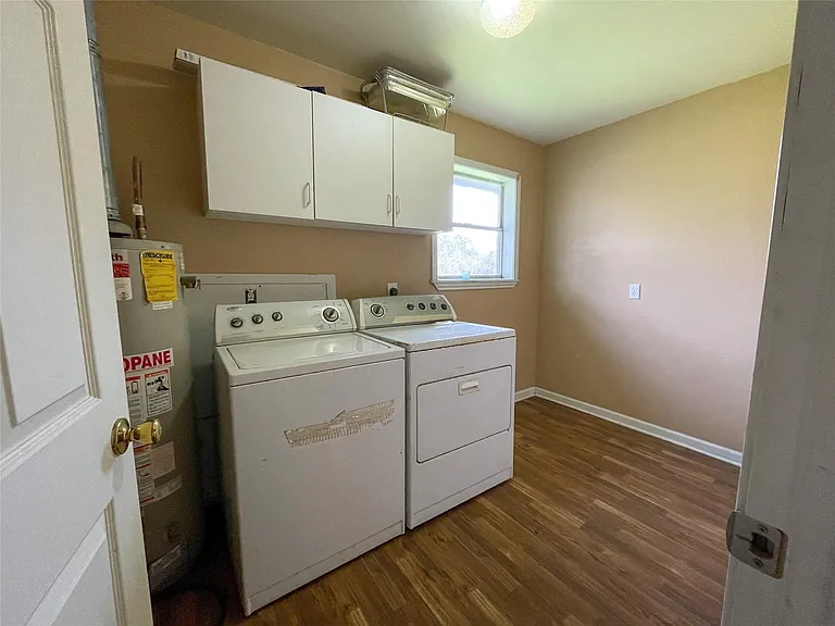 401 Anderson Rd — Photo 17