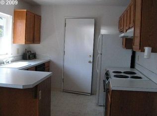 2905 E 33rd St, Vancouver, WA 98661