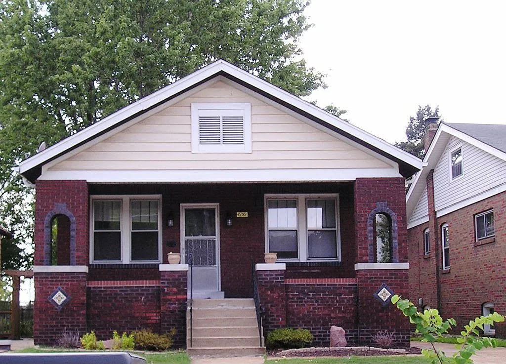 3505 McCausland Ave photo 1
