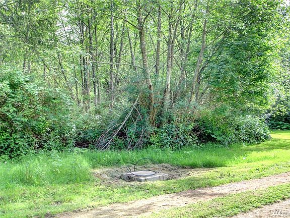 2nd image of 31201 W Shore Dr