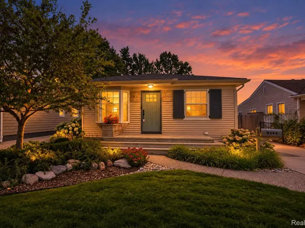 8444 Hettenberger Ave, Warren, MI 48093