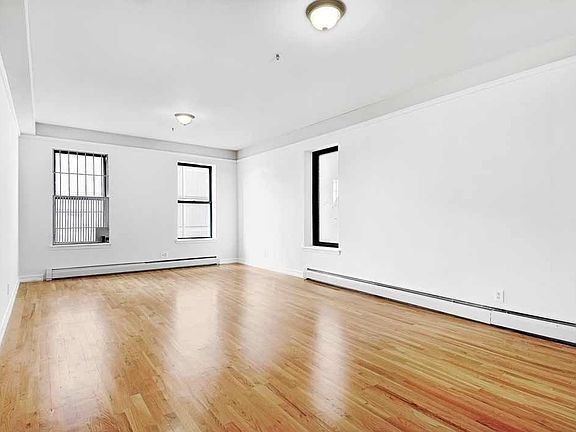 2nd image of 246 Manhattan Ave APT 5A