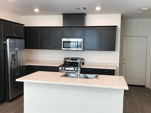 3rd image of 30410 Town Square Dr