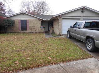 5501 Bishop Ct, Lake Dallas, TX 75065