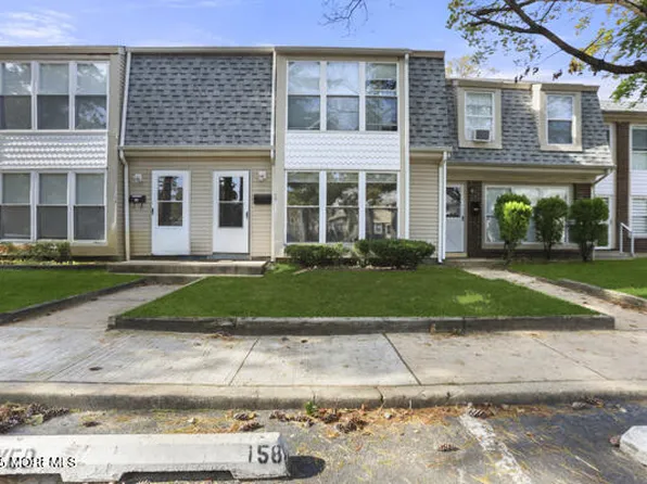 156 Tudor Court, Lakewood, NJ 08701