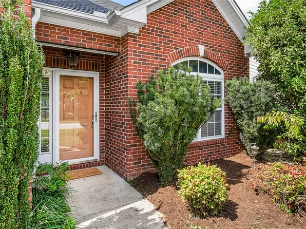 104 Spirit Mountain Ln, Easley, SC 29642