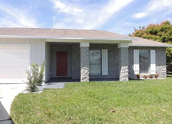 2nd image of 1055 Cameo Cir