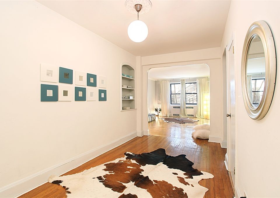 1st image of 221 E 18th St APT 2E
