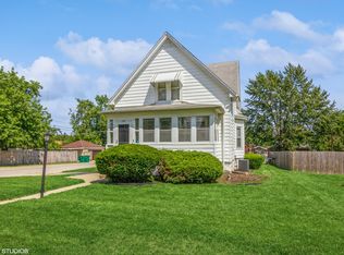 1322 Dearborn St, Joliet, IL 60435