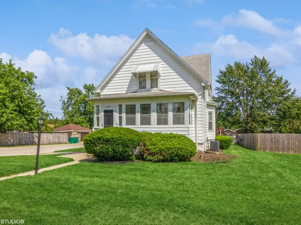 1322 Dearborn St, Joliet, IL 60435