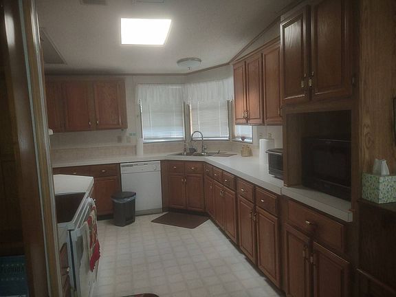 2nd image of 4979 Lakeland Harbor Blvd #328