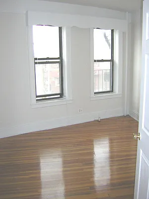 Rented by AWC Real Estate | media 5