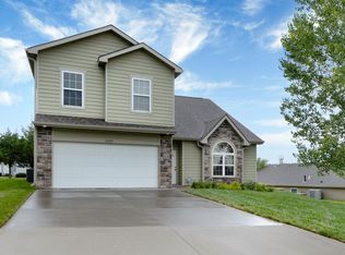 1005 Cassidy Dr, Manhattan, KS 66502