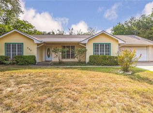 860 N Clinton St, Stephenville, TX 76401