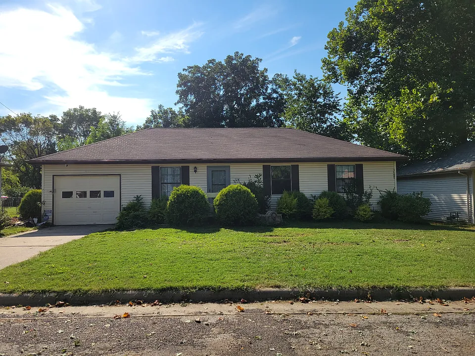 309 Frank St