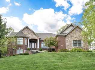 4912 Le Blond Ave, Cincinnati, OH 45208