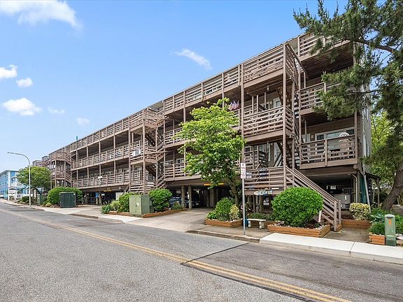2nd image of 9 46th St Unit 41