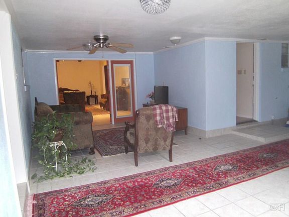 5th image of 11 Park Ln