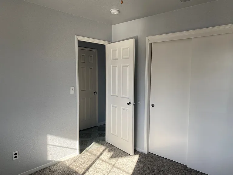 740 Rhine Ct — Photo 9
