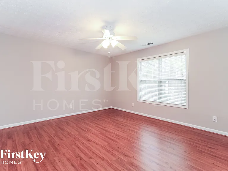 347 Weatherstone Pl — Photo 10