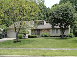 1619 Sunny Estates Dr, Niles, OH 44446