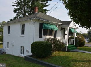 207 Elm St, Warrenton, VA 20186