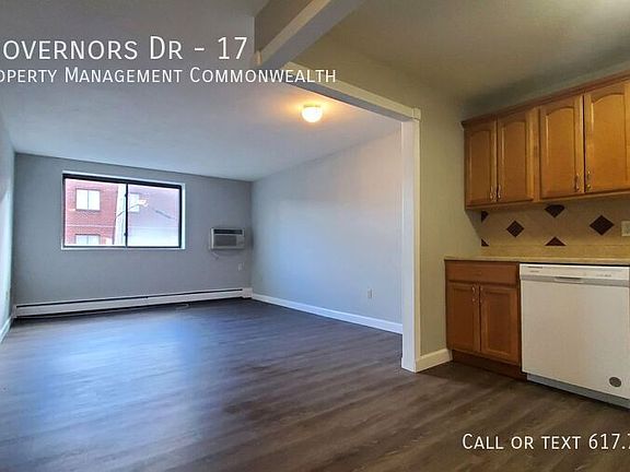 2nd image of 900 Governors Dr APT 17