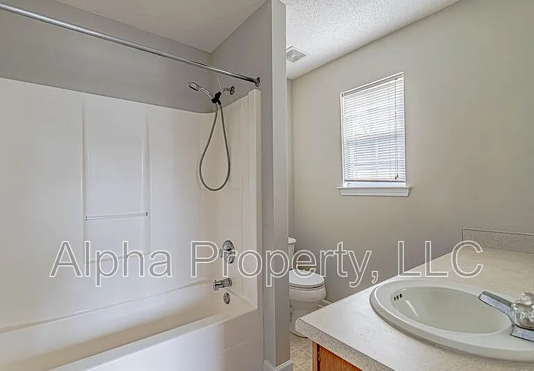 4 Buzzell Ct — Photo 9