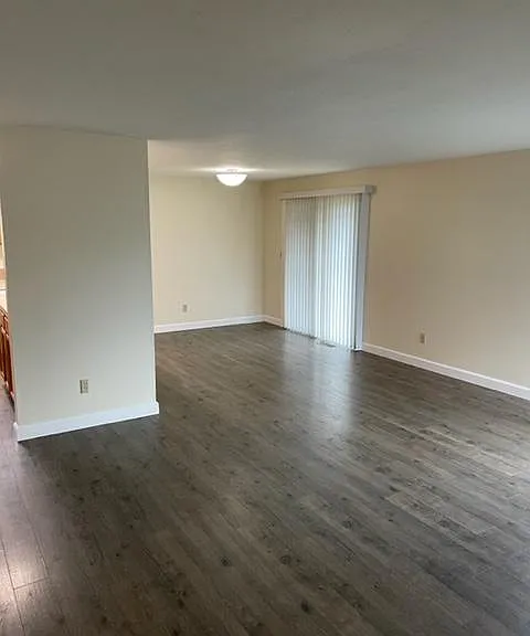 13229 Clairmont Way — Photo 2