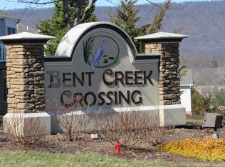 11 Creek Bank Dr, Mechanicsburg, PA 17050