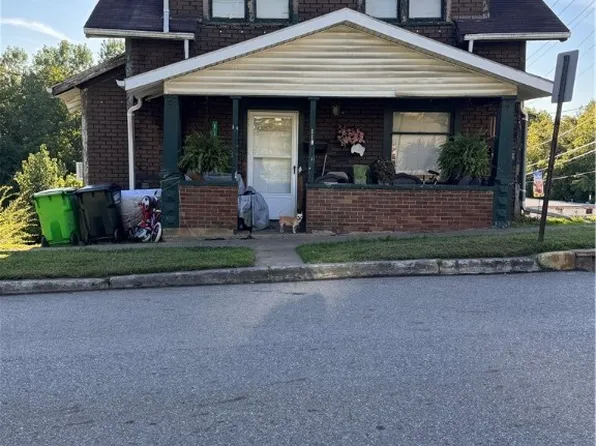 110 S Mad Anthony St, Millersburg, OH 44654