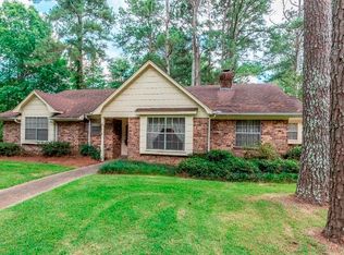 109 Dunbrook Dr, Starkville, MS 39759
