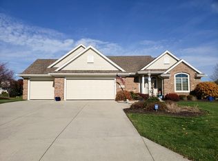 12333 Harvest Bay Dr, Fort Wayne, IN 46845