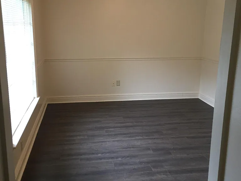 702 39th Ct E — Photo 14