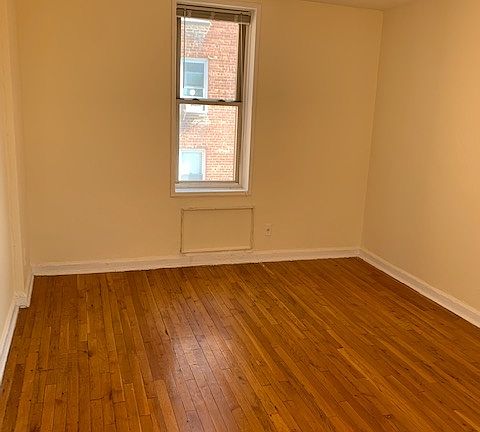 3rd image of 2701 Ocean Ave APT 5A