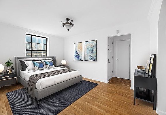 3rd image of 230 W 150th St #5